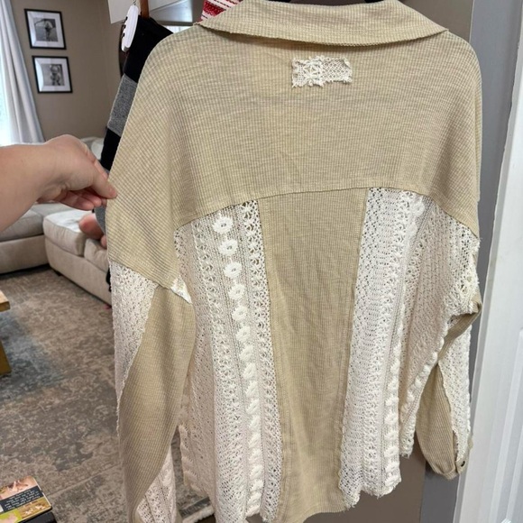 POL Boho Off White Lace Crochet Oversized Pullover Top - Picture 3 of 5